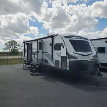 Camping World RV Service - Roscoe photo 3