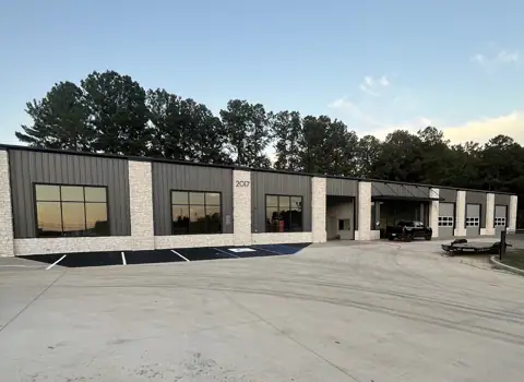 Herbert Truck Centers photo 2